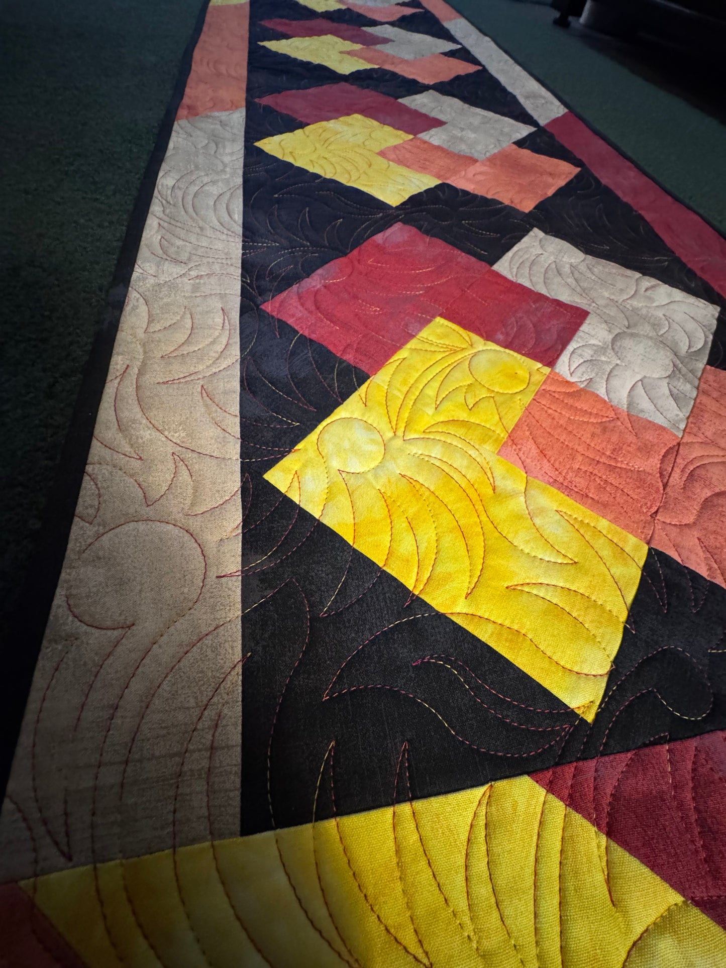 Card trick table runner